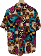 Load image into Gallery viewer, Abstract Button Up Shirt

